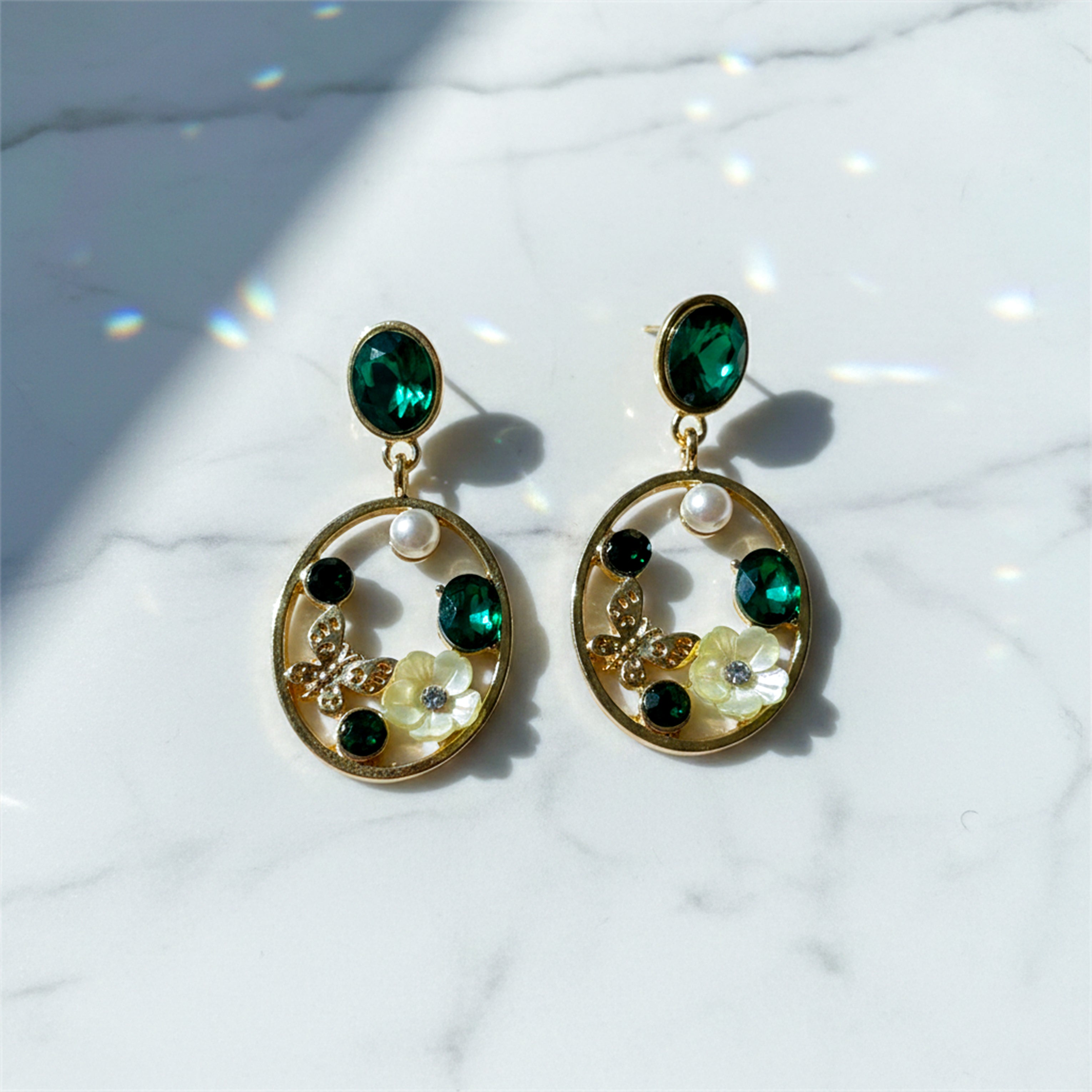 Vintage-Style Nature-Inspired Dangle Earrings GWE -178