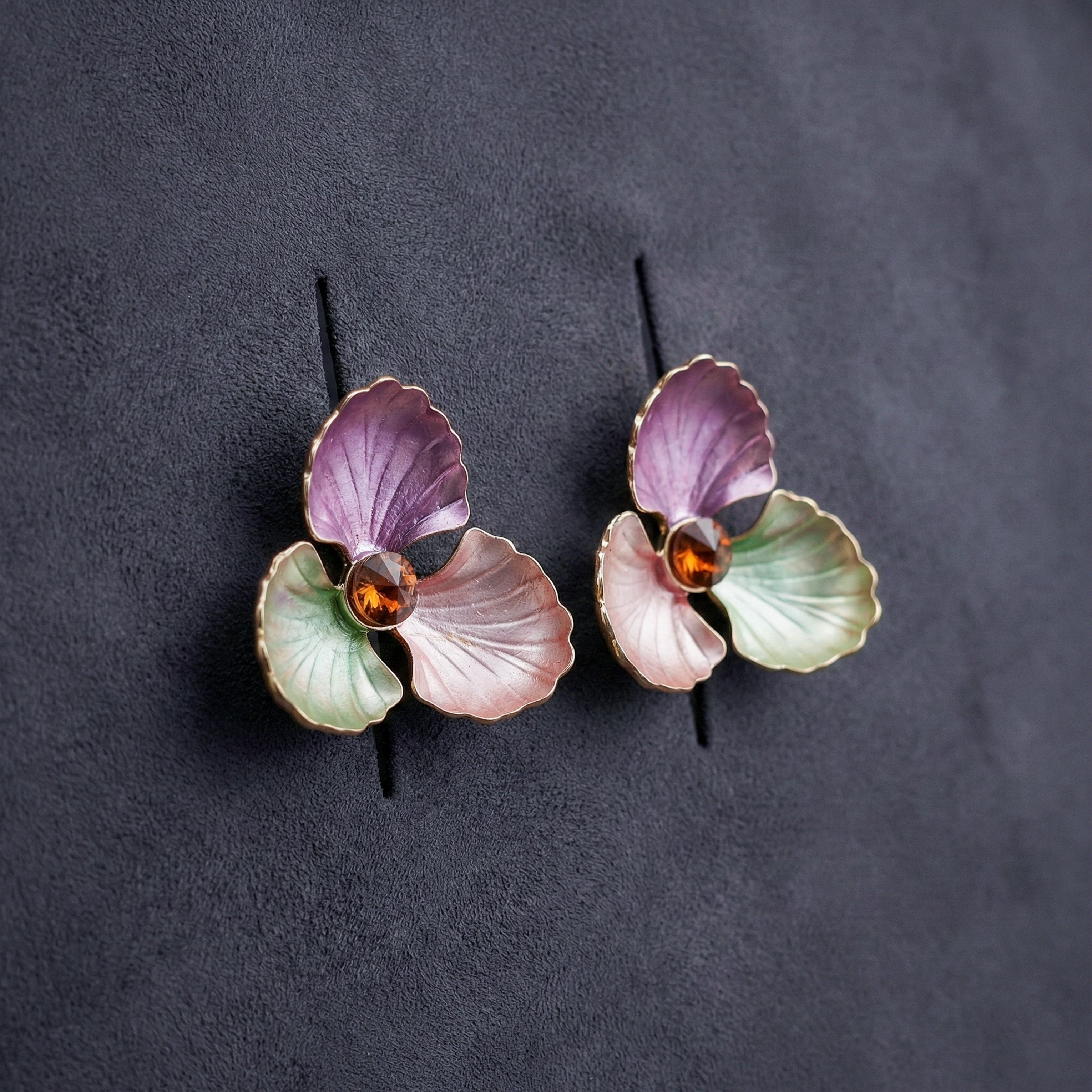 Floral Enamel Stud Earrings GWE -183
