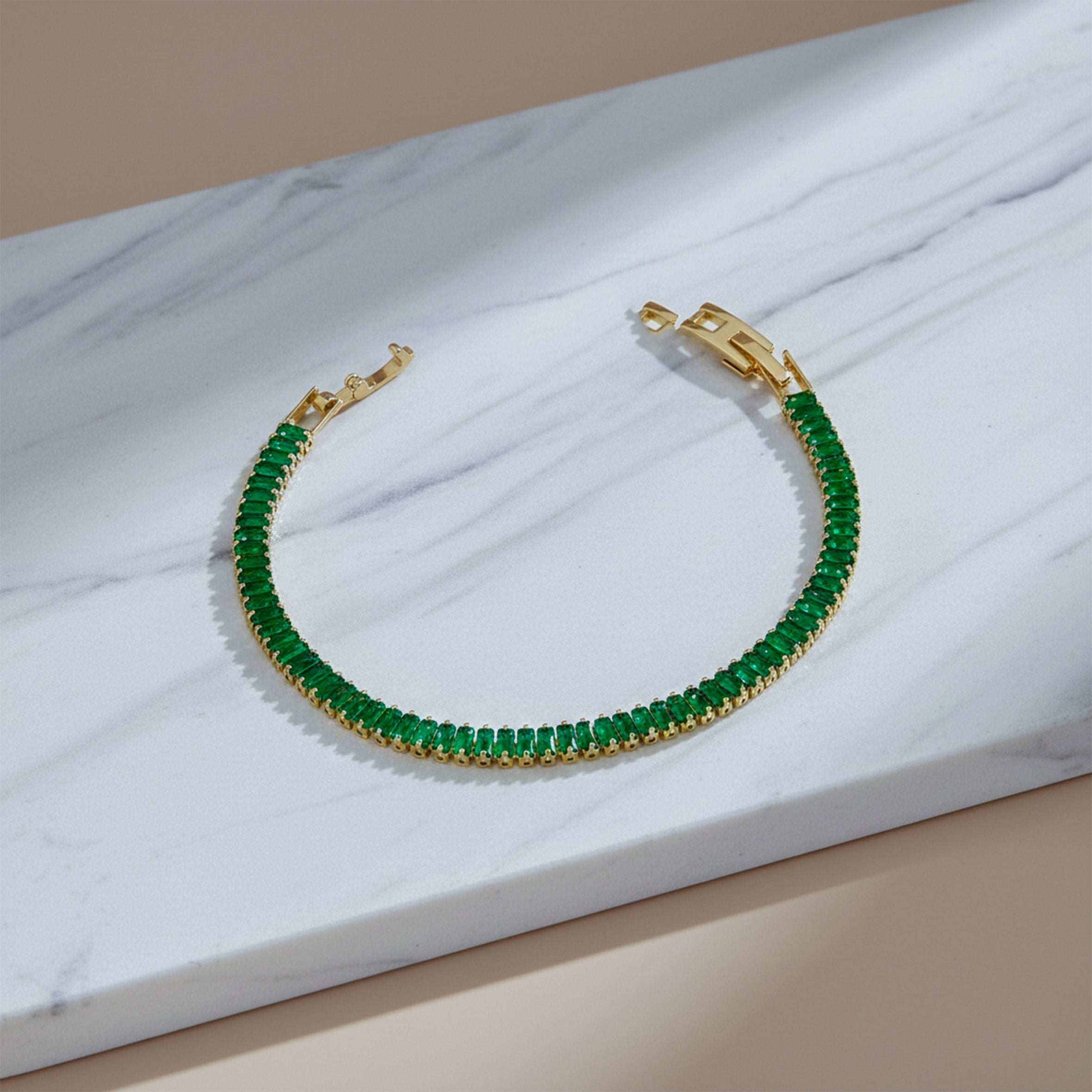 Emerald Baguette Tennis Bracelet GWB -121