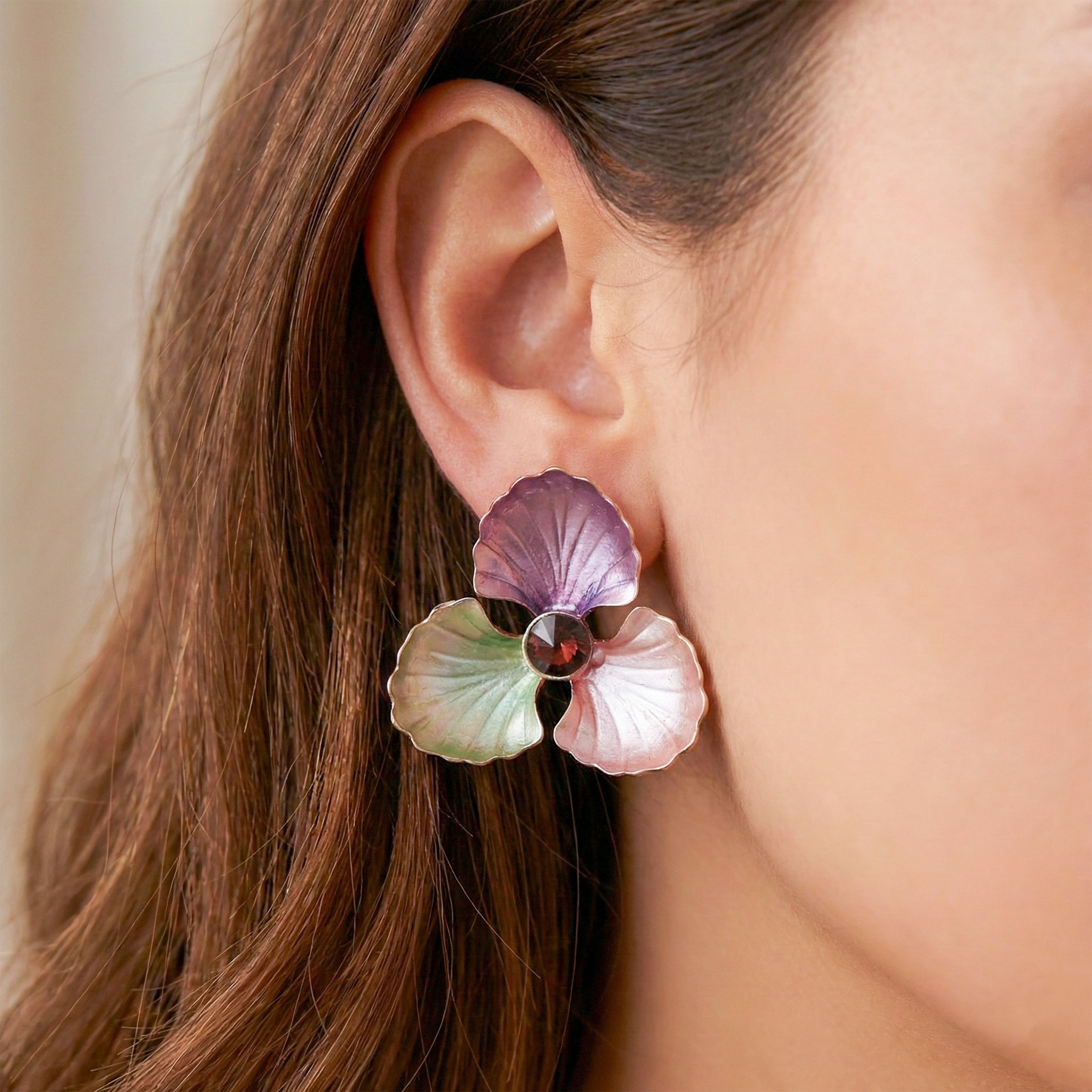 Floral Enamel Stud Earrings GWE -183