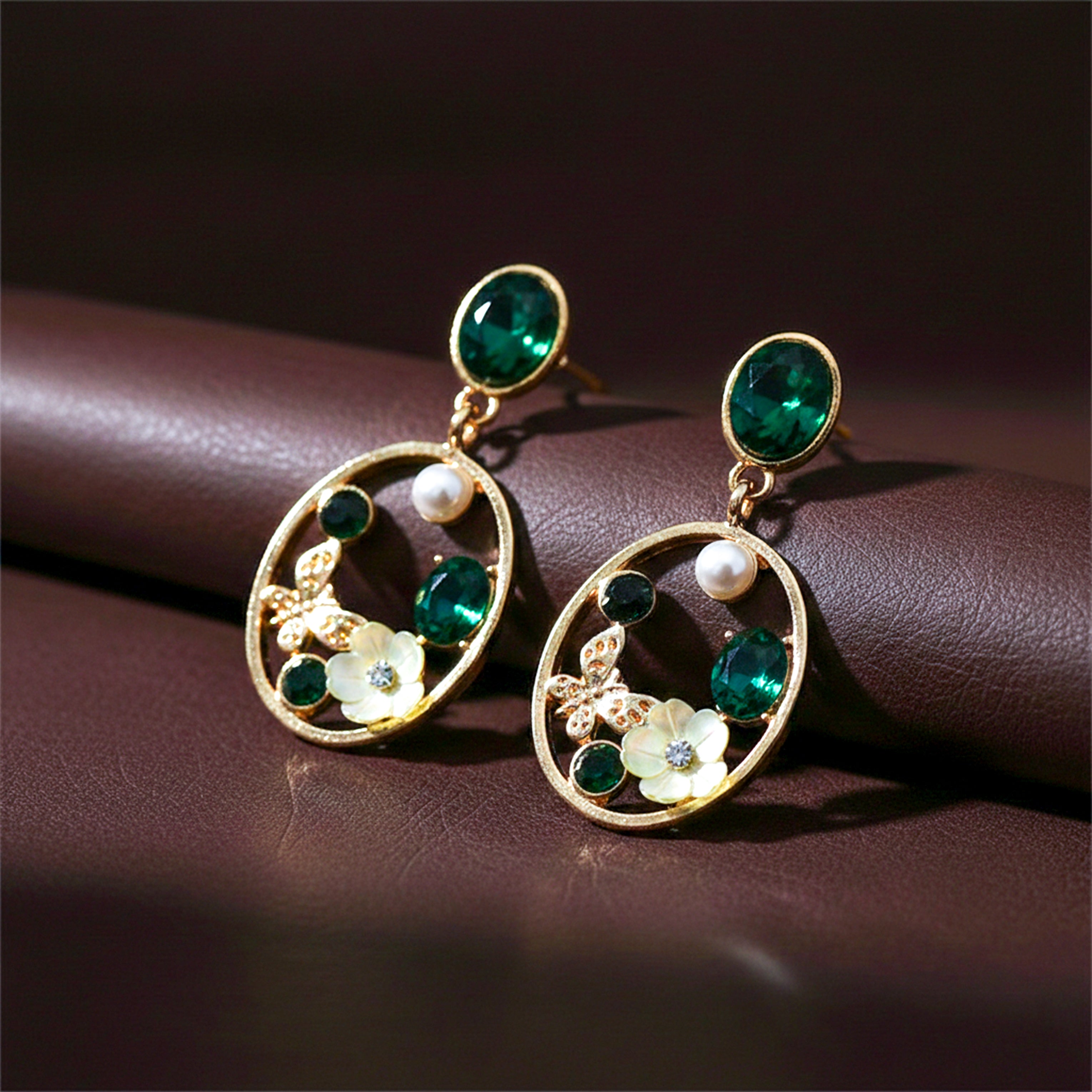 Vintage-Style Nature-Inspired Dangle Earrings GWE -178