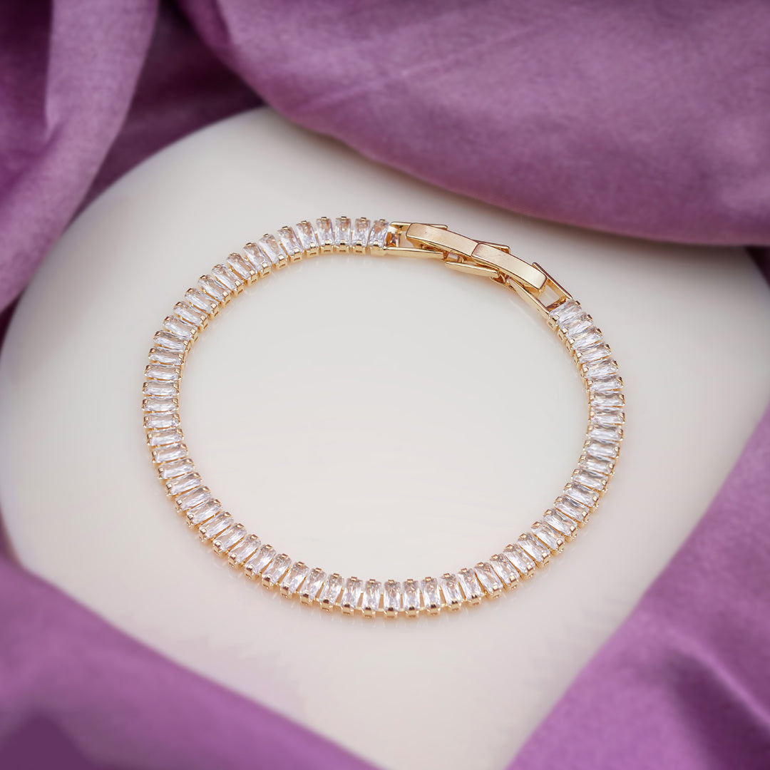 Hridaya Gold Embrace Bracelet GWB -29
