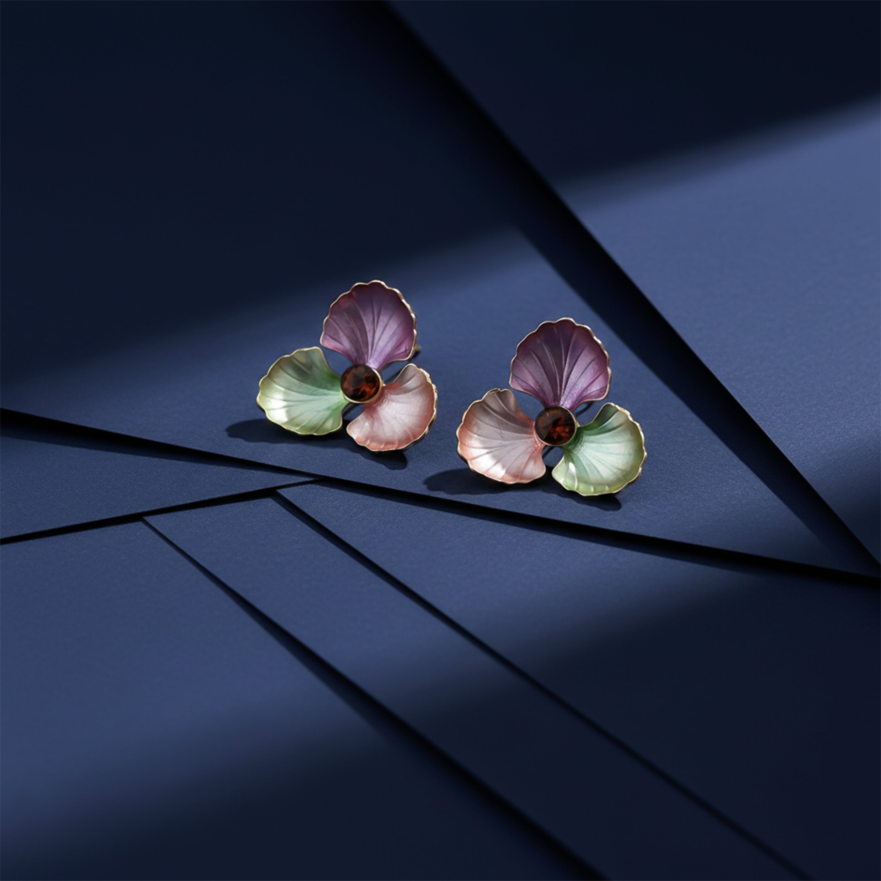 Floral Enamel Stud Earrings GWE -183