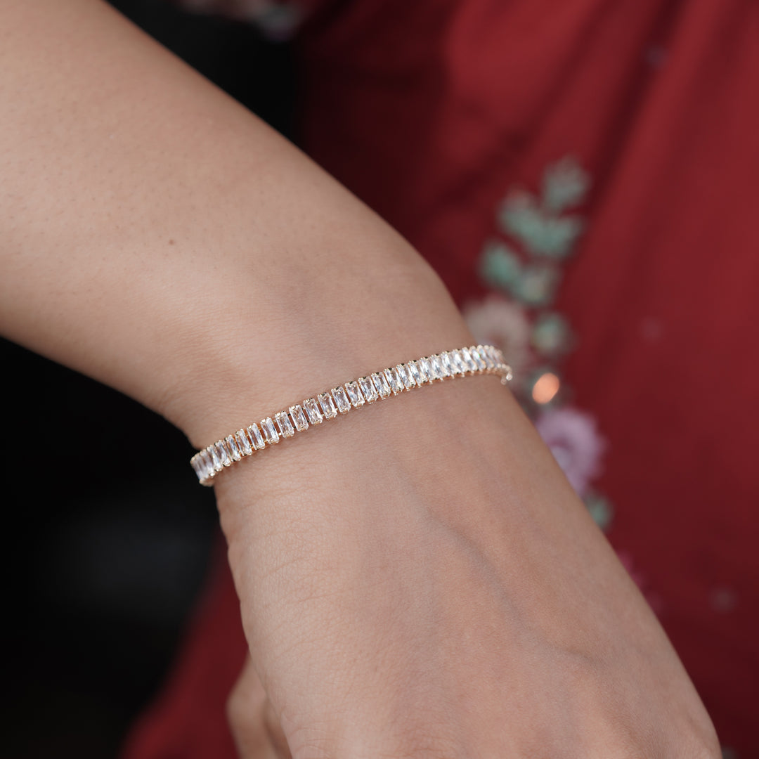 Hridaya Gold Embrace Bracelet GWB -29