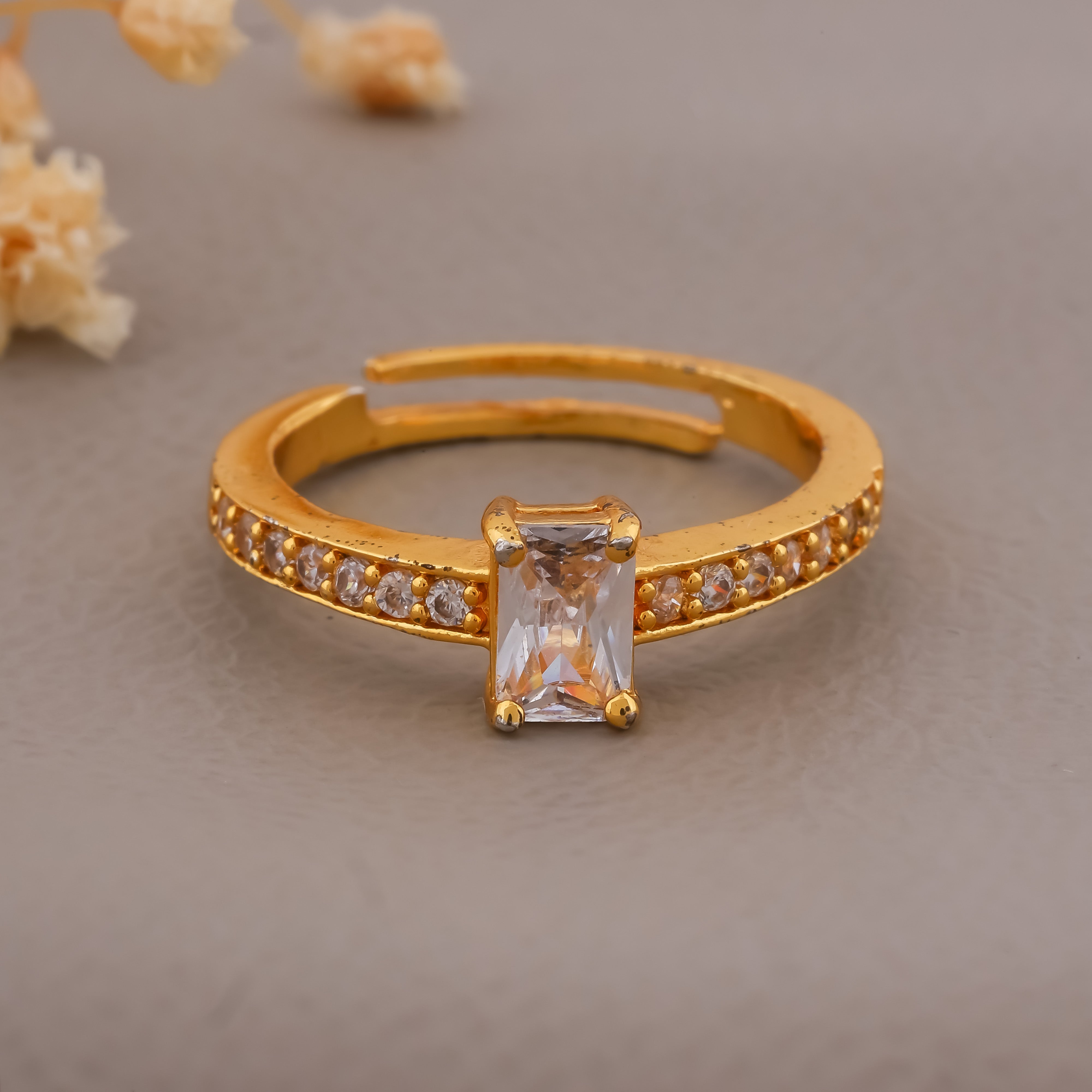 Leena Spark Ring GWR -10